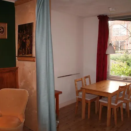 Bed & Breakfast Jordaan 2*